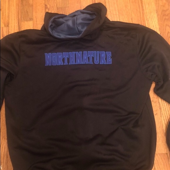 Track suit with hood - Picture 2 of 3